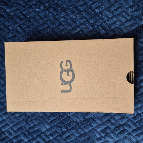 UGG Dakota Black Suede Slippers Size 9, NWT! - Picture 9 of 17